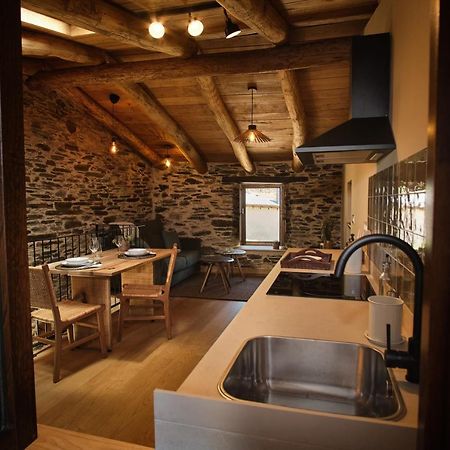 A Barreira -Lar Da Cima- Apartment Folgoso do Courel ภายนอก รูปภาพ