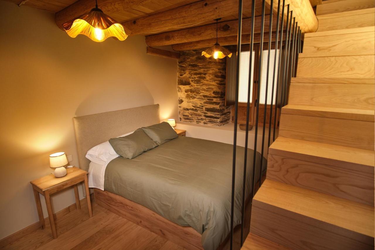 A Barreira -Lar Da Cima- Apartment Folgoso do Courel ภายนอก รูปภาพ