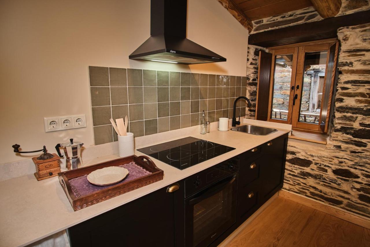 A Barreira -Lar Da Cima- Apartment Folgoso do Courel ภายนอก รูปภาพ