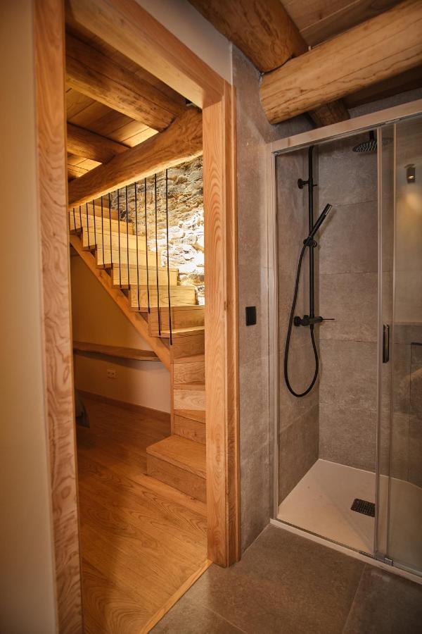 A Barreira -Lar Da Cima- Apartment Folgoso do Courel ภายนอก รูปภาพ