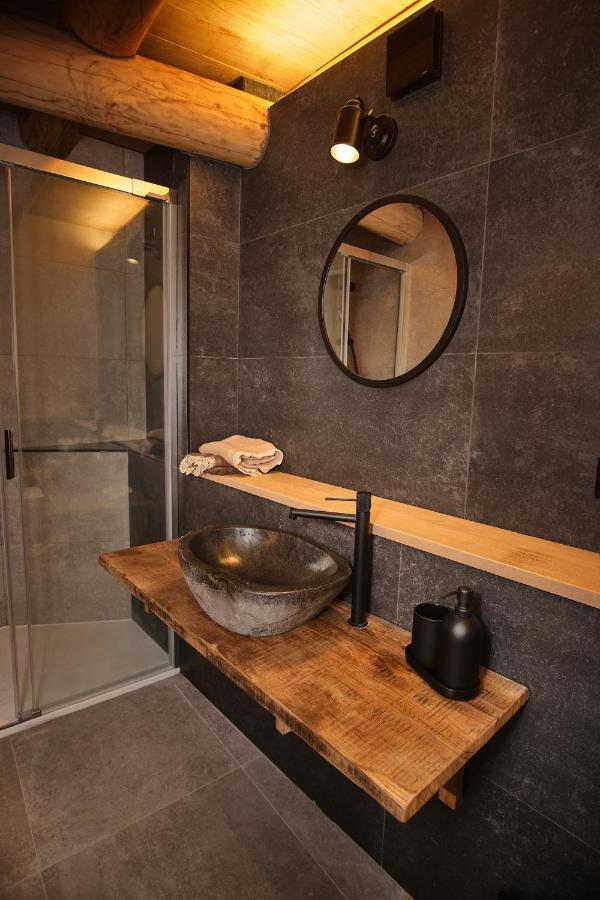 A Barreira -Lar Da Cima- Apartment Folgoso do Courel ภายนอก รูปภาพ